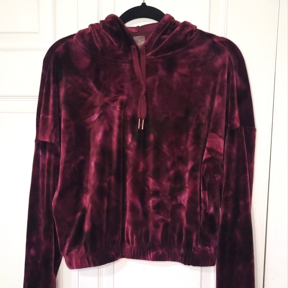 Cropped Hooded Sweatshirt Size Medium